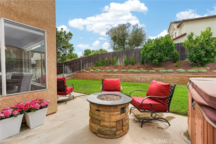 Enjoy this peaceful backyard