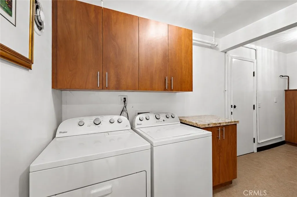 Washer & Dryer