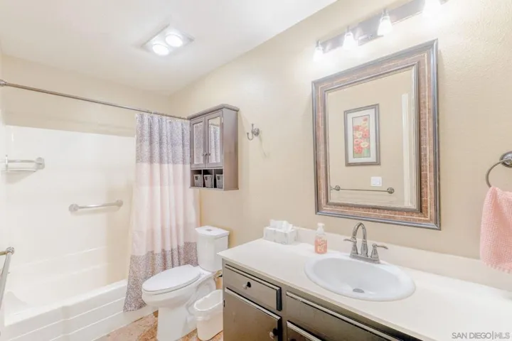7835 Cowles Mountain Ct B6, San Diego, California 92119