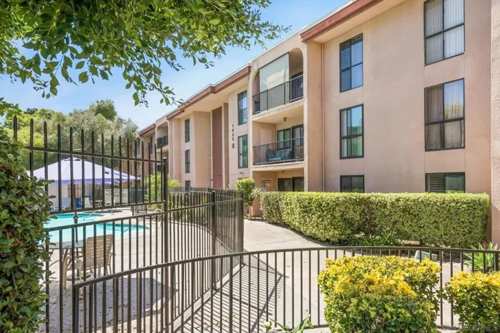 7835 Cowles Mountain Ct B6, San Diego, California 92119