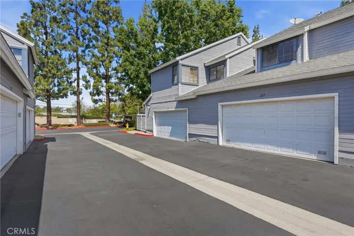 269 Alder Court, Azusa, California 91702
