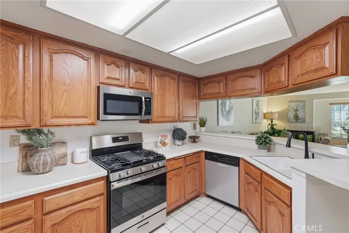 269 Alder Court, Azusa, California 91702
