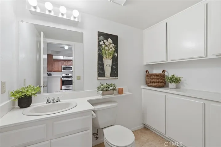 269 Alder Court, Azusa, California 91702