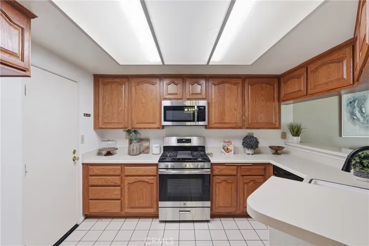 269 Alder Court, Azusa, California 91702