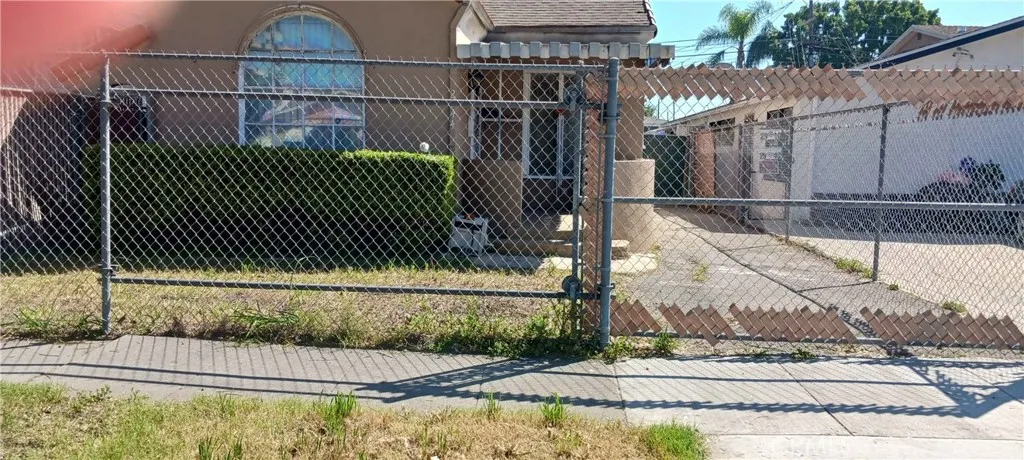 Front of house from street