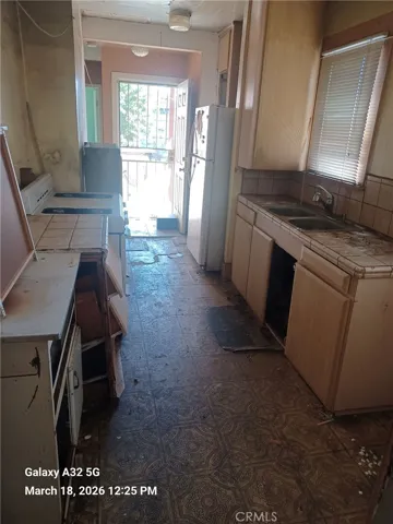 Kitchen photo 3