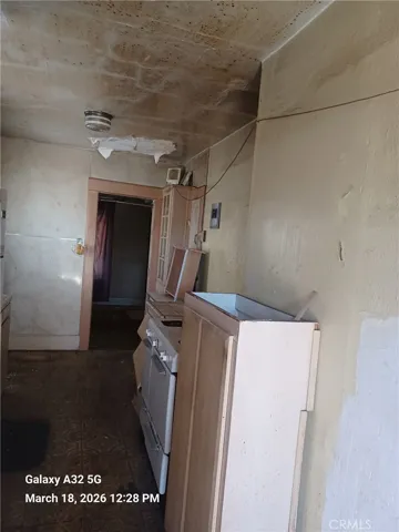 Kitchen photo 1