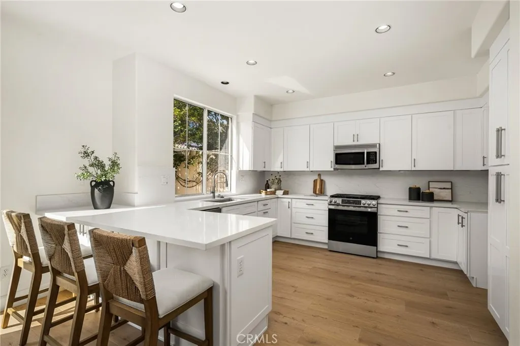New GE stainless steel appliances
