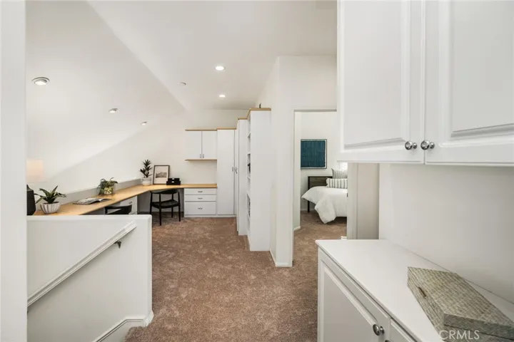 Upstairs open loft (could be enclosed as 4th rm)