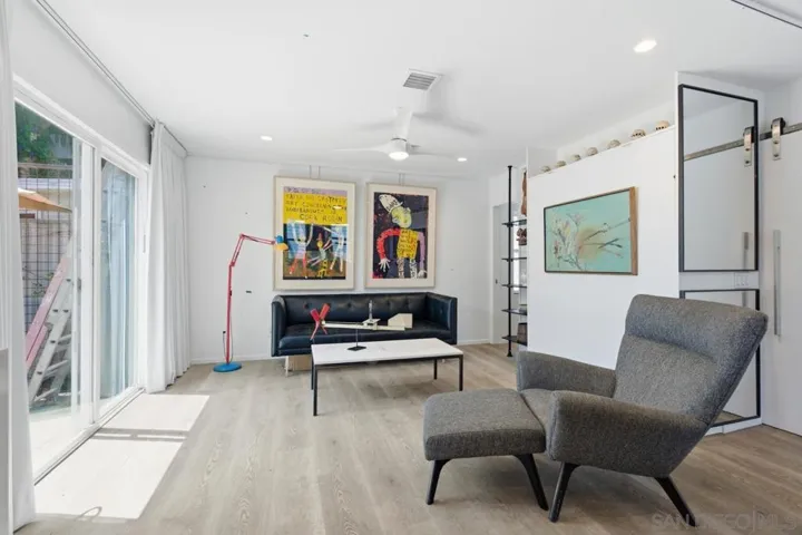 1007 Robinson Ave, San Diego, California 92103