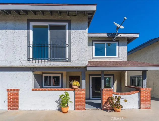 1239 W Rosecrans 31, Gardena, California 90247