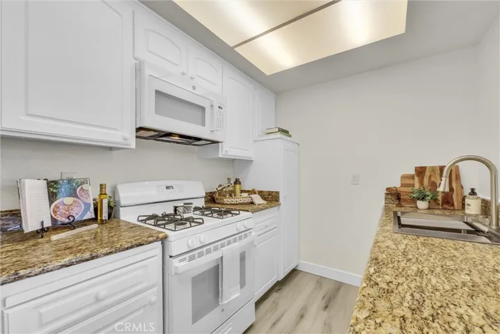 Fresh kitchen with all new appliances