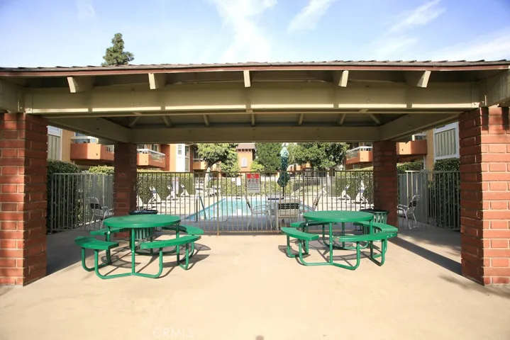 Picnic area for afternoon or evening dining