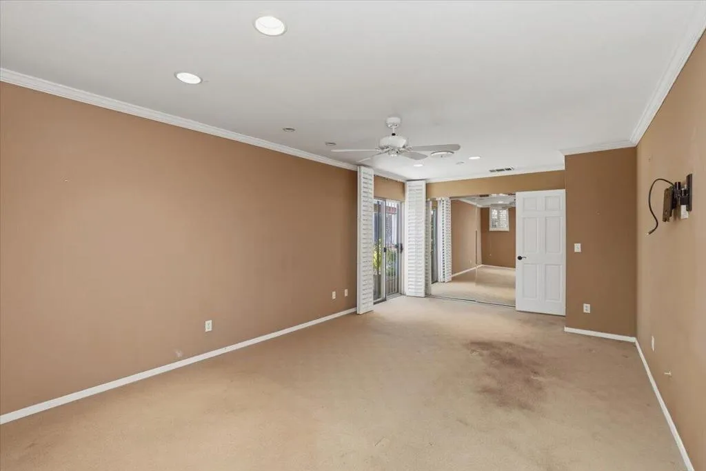 66-Bedroom