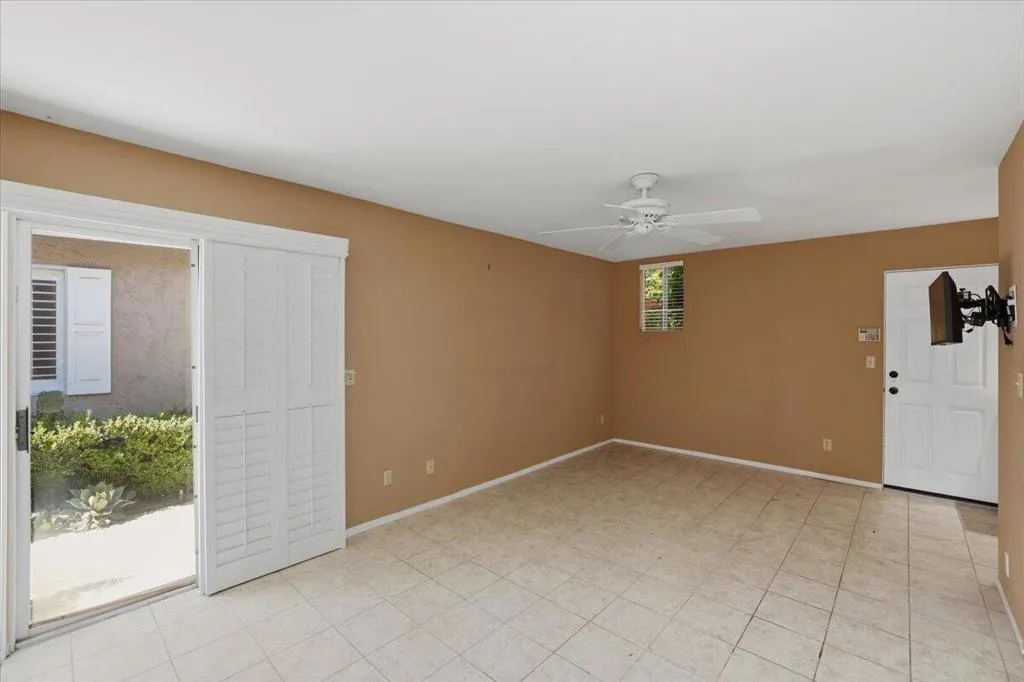 36-Bedroom