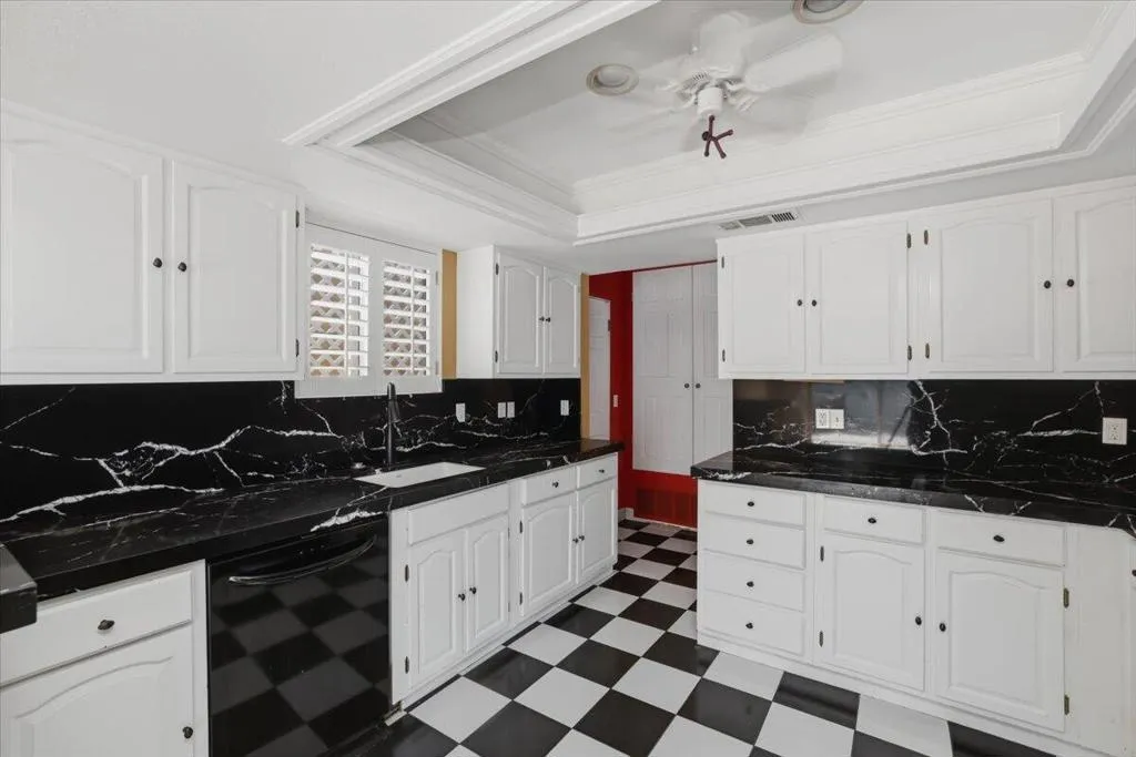 59-Kitchen