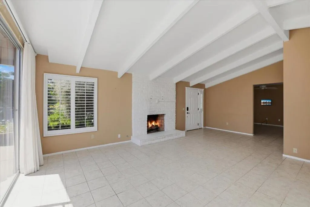 26-Living Room