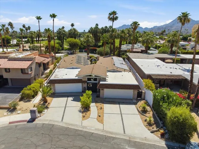 02-Aerial Front Property View