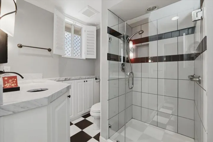 63-Bathroom