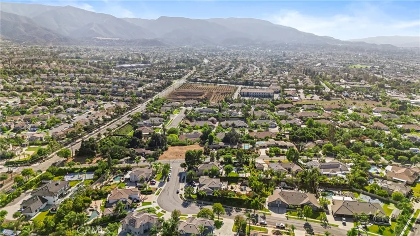 605 Jocelyn Shelby Way, Corona, California 92881