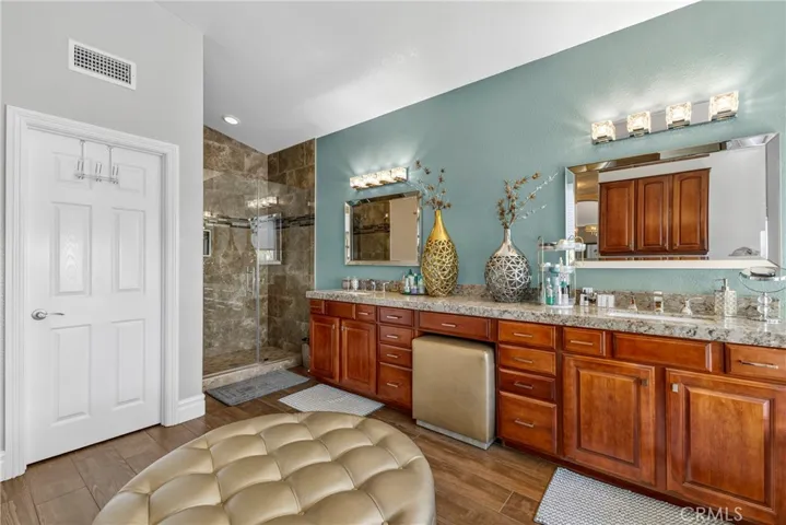 605 Jocelyn Shelby Way, Corona, California 92881