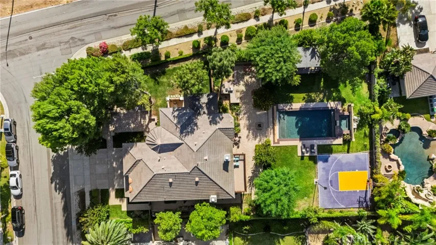 605 Jocelyn Shelby Way, Corona, California 92881