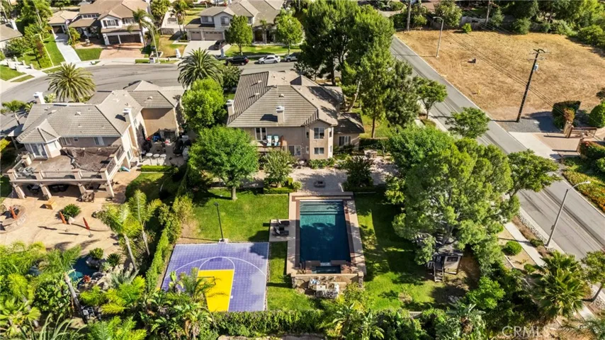 605 Jocelyn Shelby Way, Corona, California 92881