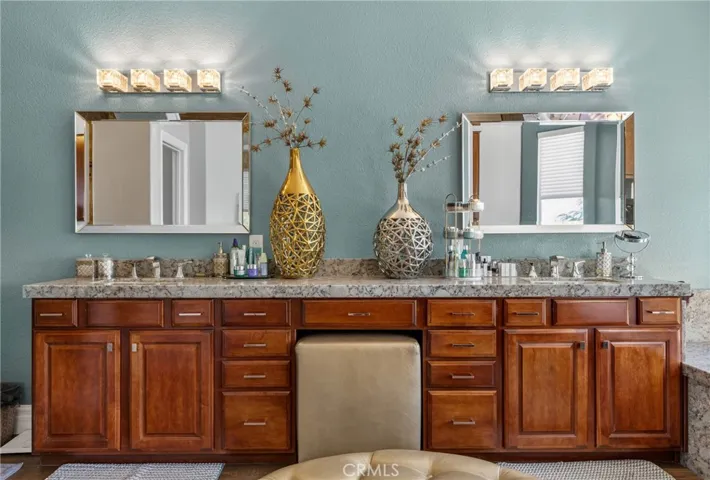605 Jocelyn Shelby Way, Corona, California 92881