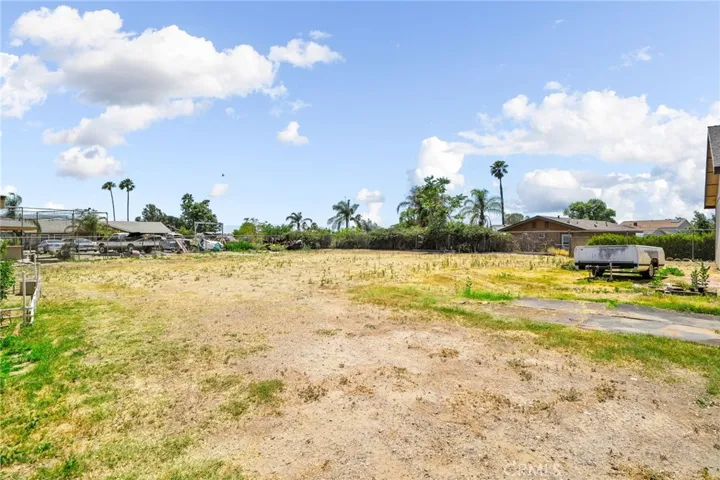 4921 Rock Court, Jurupa Valley, California 91752