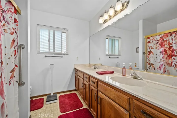 4921 Rock Court, Jurupa Valley, California 91752