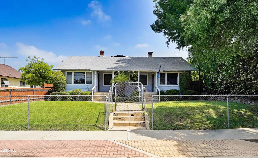 505 E Olive 15