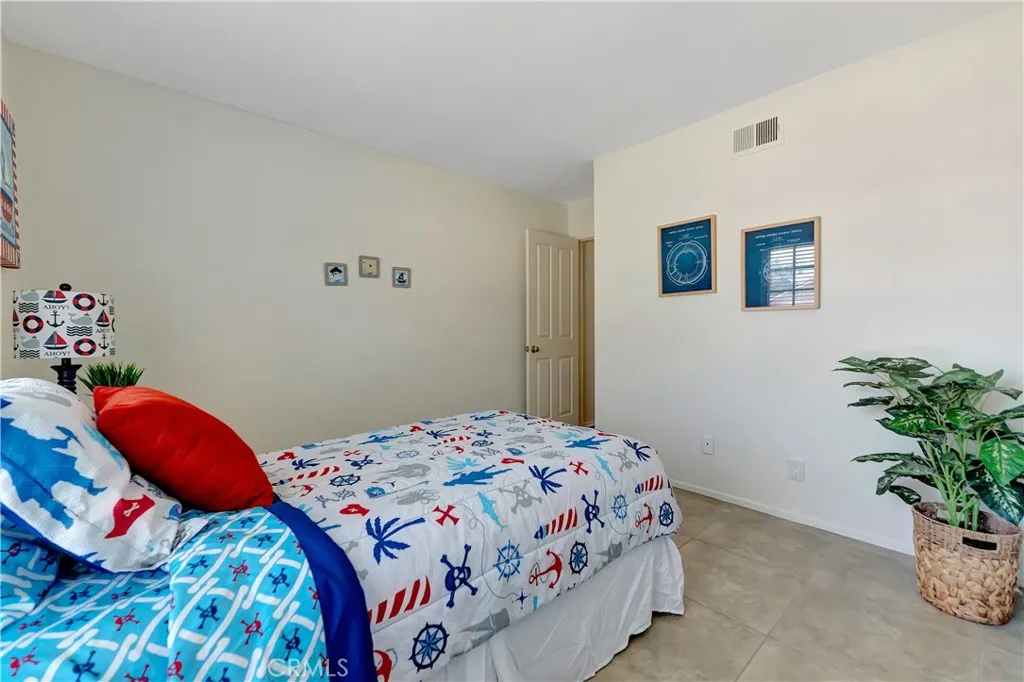 4th bedroom