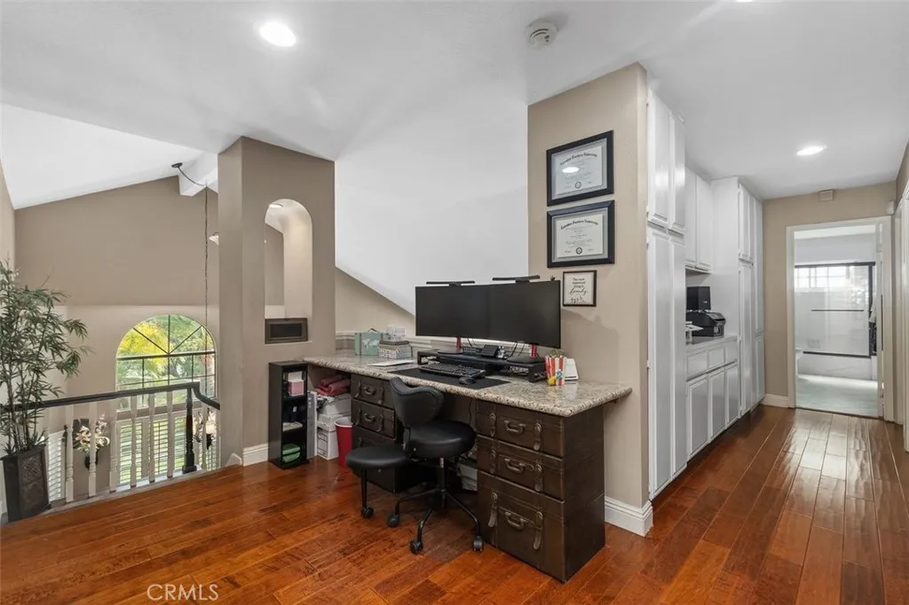 Custom built-in desk