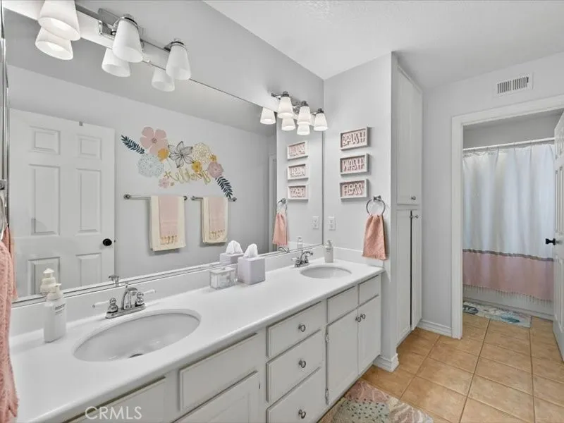 Bathroom #2