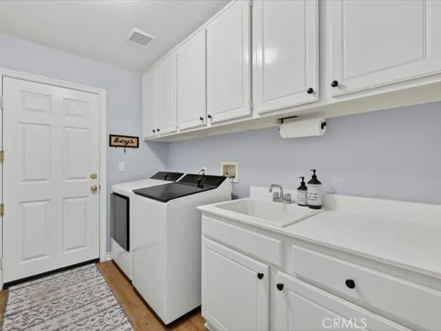 Downstairs Laundry Room