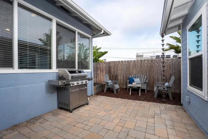 3115 Russell, San Diego, California 92106
