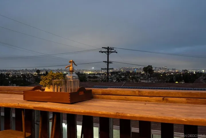 3115 Russell, San Diego, California 92106