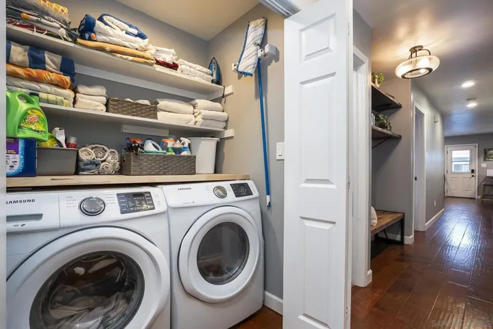 3115 Russell, San Diego, California 92106