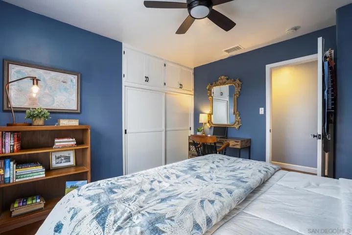 3115 Russell, San Diego, California 92106