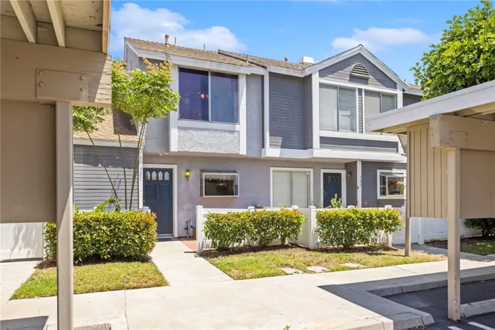 101 Dogwood, Aliso Viejo, California 92656