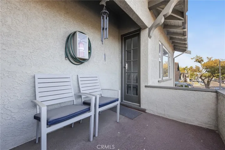 Shared Balcony for upstair Units