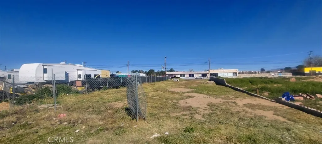 view from inside to the street.