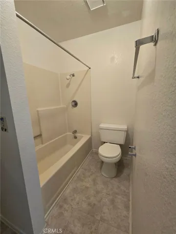 Full bath off of 2nd bedroom/2nd living room