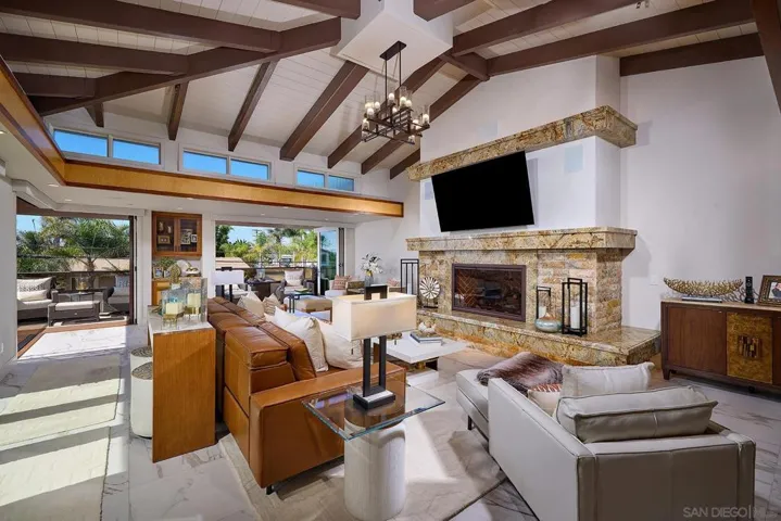 187 Cherry Ave, Carlsbad, California 92008