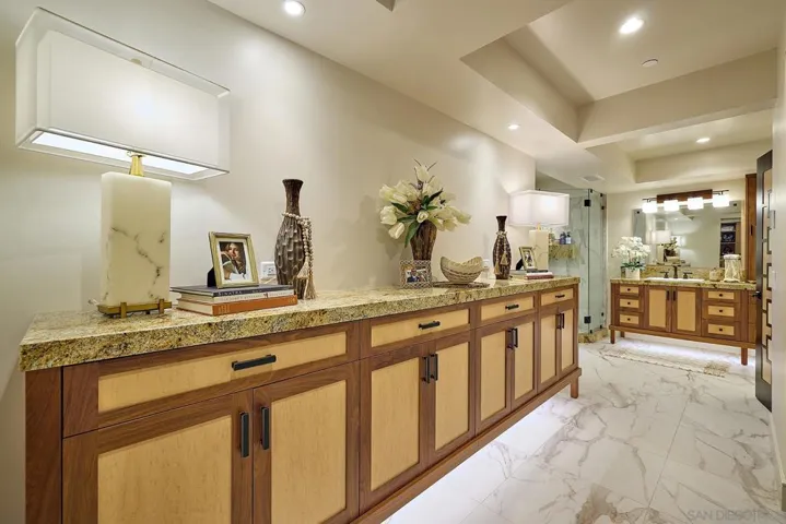 187 Cherry Ave, Carlsbad, California 92008
