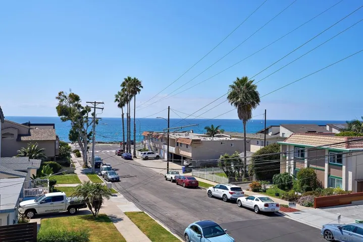 187 Cherry Ave, Carlsbad, California 92008