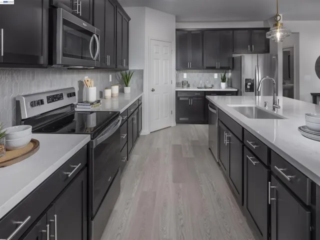 Photo is not of the actual home, but is an inspirational photo of builder’s model home and may depict options, furnishings, and/or decorator features that are not included