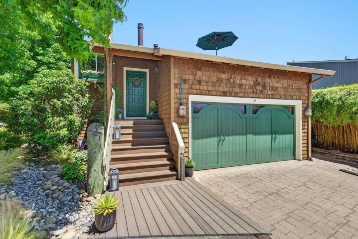 107 Bar Harbor Court, Aptos, California 95003