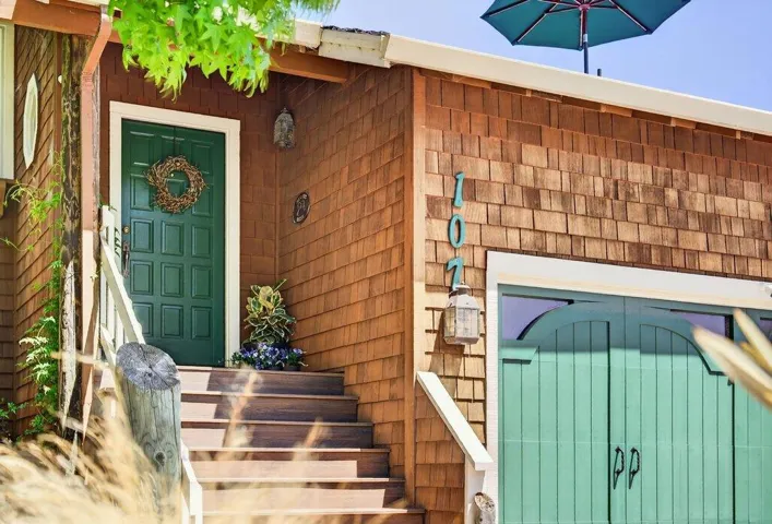 107 Bar Harbor Court, Aptos, California 95003