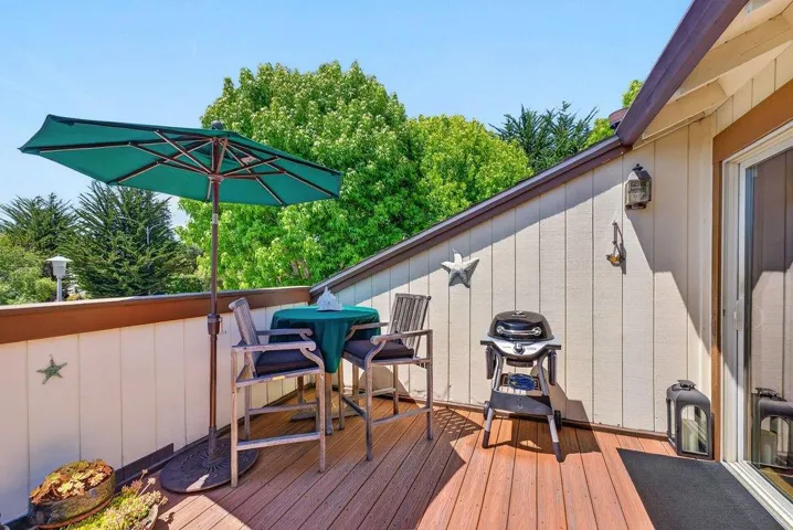 107 Bar Harbor Court, Aptos, California 95003